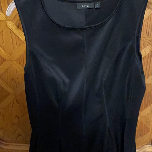 Cute Audrey Hepburn style dress - Picture 2 of 4